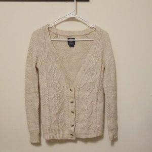American eagle button up cardigan, worn twice!!
